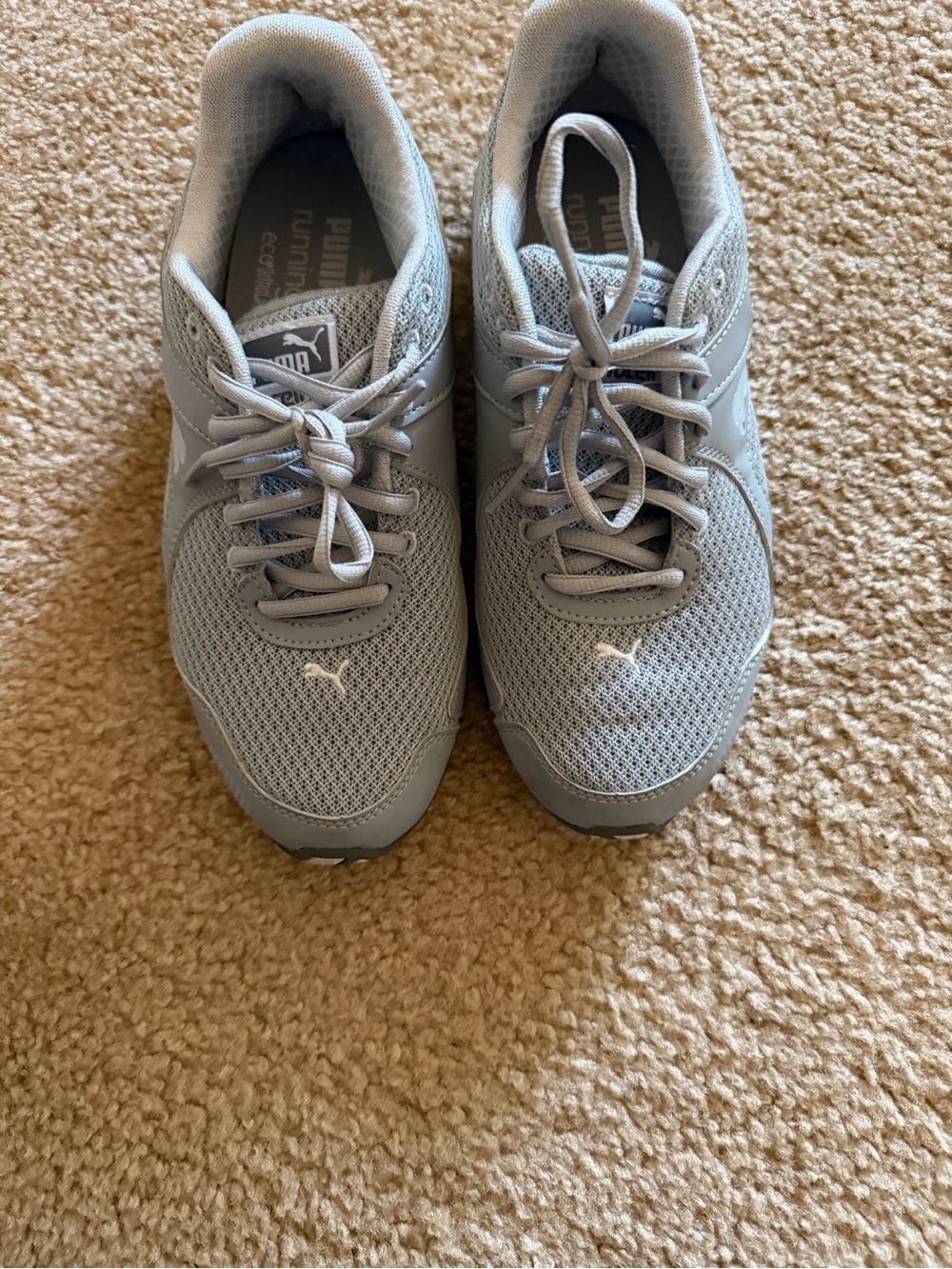 Puma Men’s Light Gray Mesh Athletic Sneakers